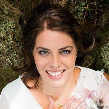 Monica Messaggi Kaya smizing